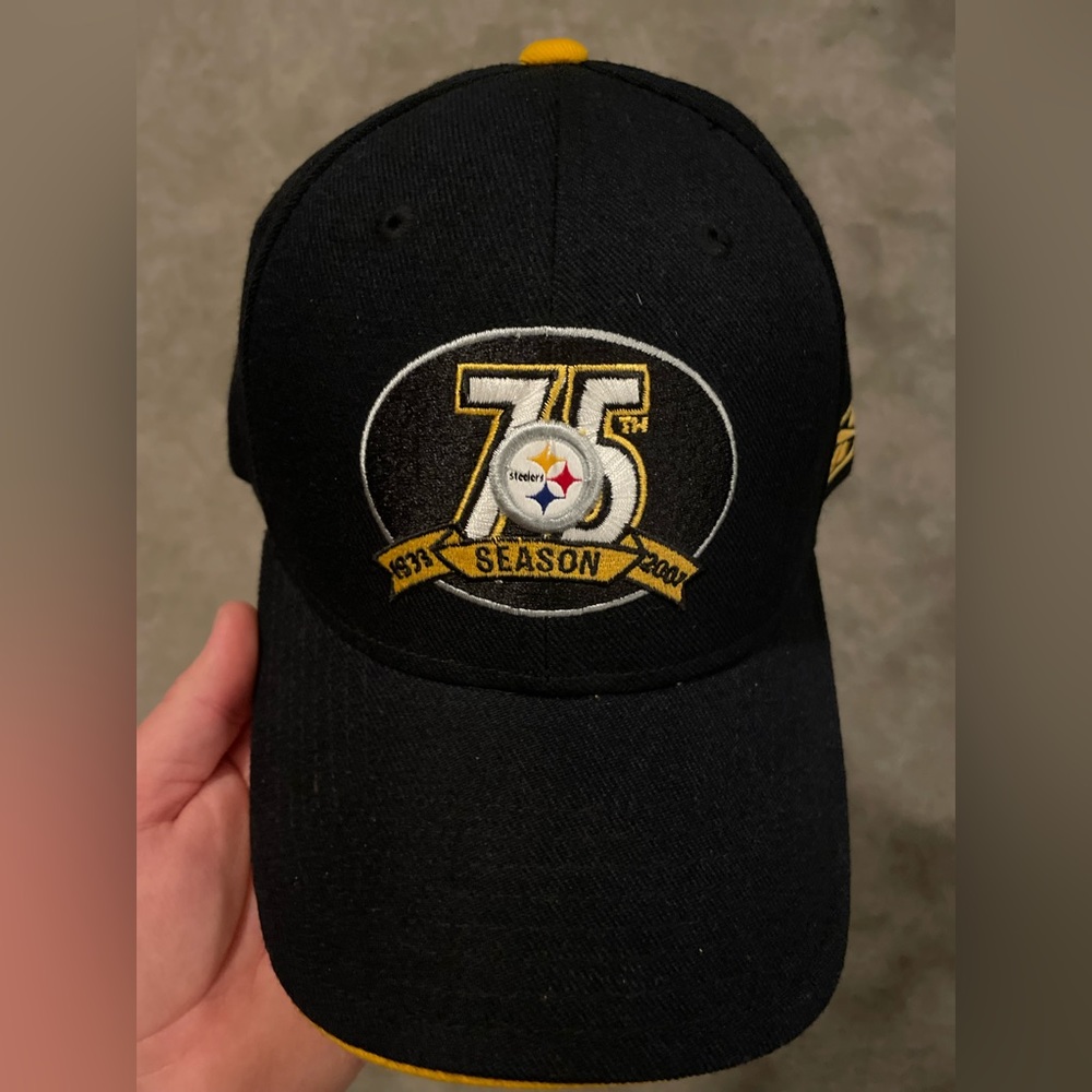 Steelers Reebok 75th Anniversary Strapback hat.